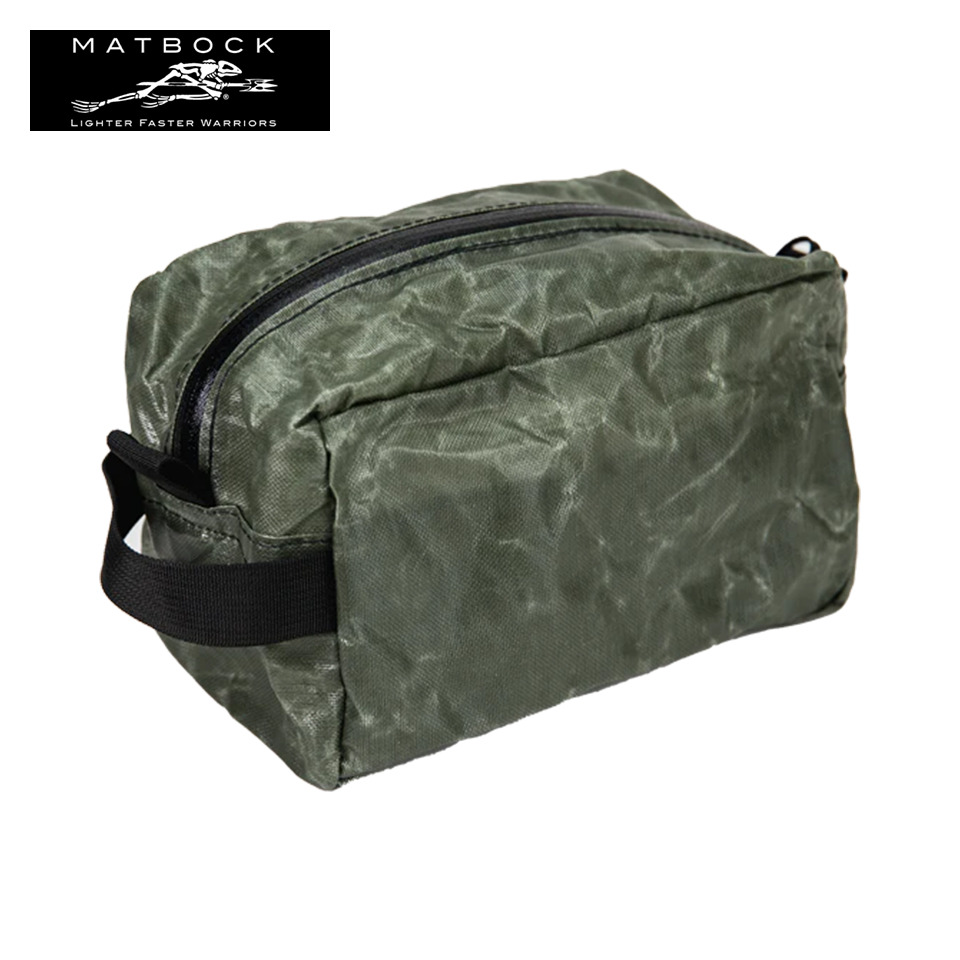 TOILETRY BAG